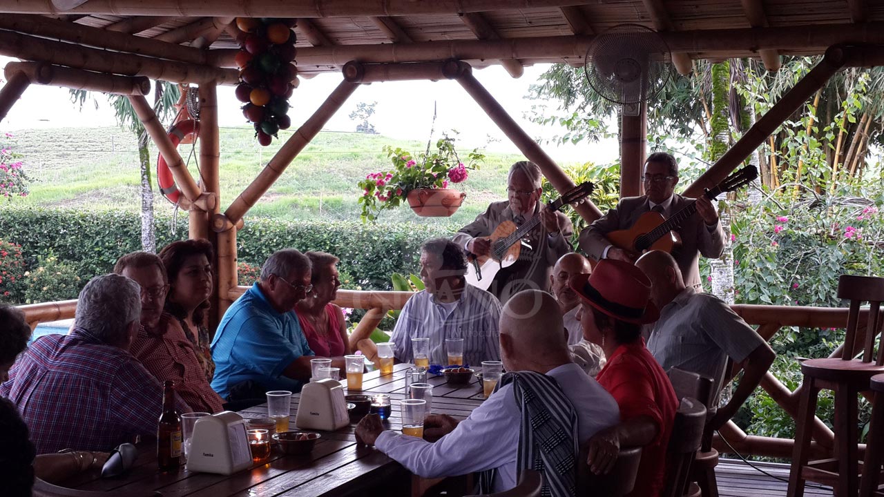 Un espacio reservado para las mejores celebraciones Hotel & Restaurante Parador del Gitano