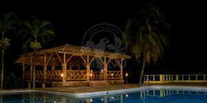 Kiosko Hotel & Restaurante Parador del Gitano - Nápoles - Doradal - Rio claro