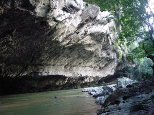 Rio claro - Hotel & Restaurante Parador del Gitano - Nápoles - Doradal - Rio claro